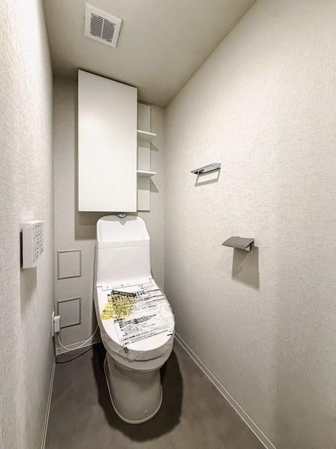 トイレ　※写真は同タイプ住戸です。