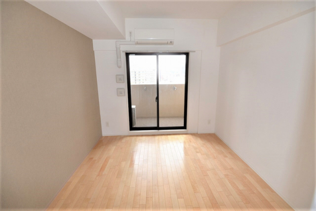 居室・リビング　写真は同マンションの別のお部屋のものです