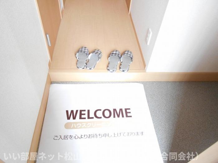 リュクレールAの玄関写真