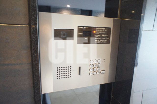 セキュリティ　オートロック完備