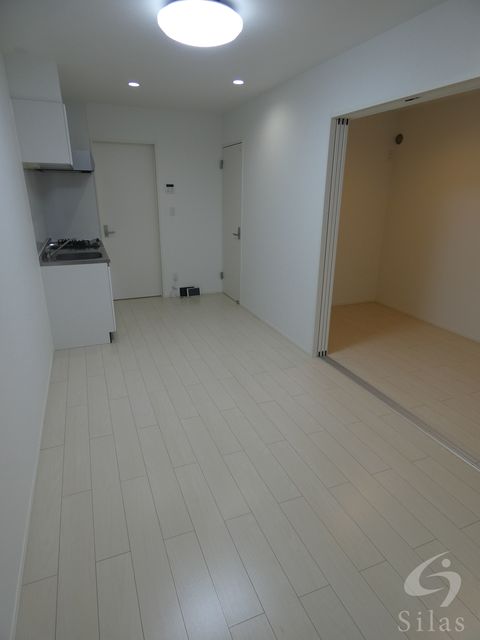 ＪＲ阪和線 堺市駅 徒歩9分 3階建 築8年の居間写真