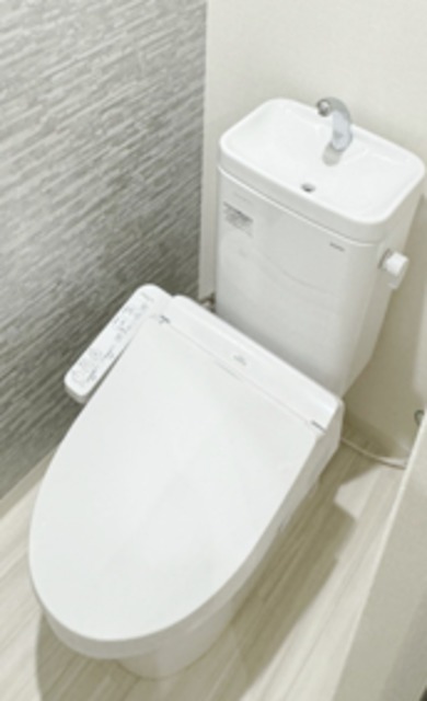 阪急伊丹線 新伊丹駅 徒歩6分 3階建 新築のトイレ写真