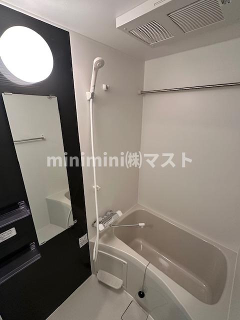 地下鉄中央線 九条駅 徒歩5分 10階建 築1年の風呂写真