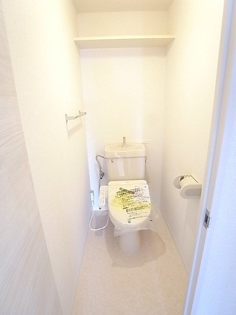 ＪＲ東海道本線 御厨駅 徒歩25分 3階建 築28年のトイレ写真