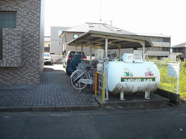 ＪＲ東海道本線 御厨駅 徒歩25分 3階建 築28年の外観写真