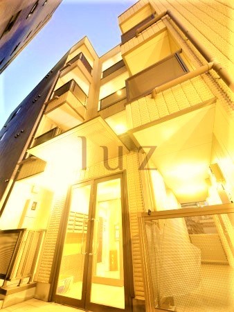 建物外観　2006年築のマンション！