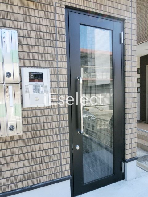 セキュリティ　安心のオートロック付き。