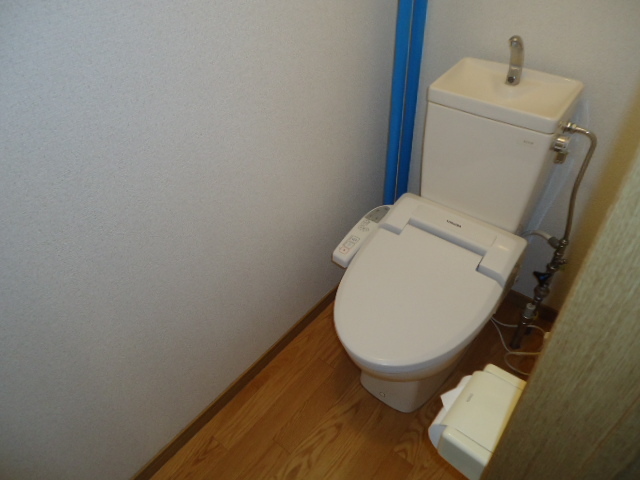 トイレ　別号室のお部屋です