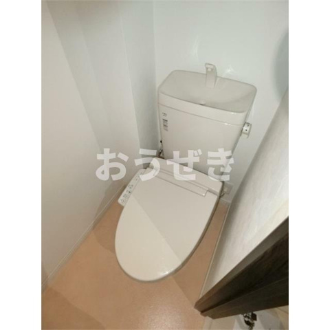 トイレ　※同仕様参考写真