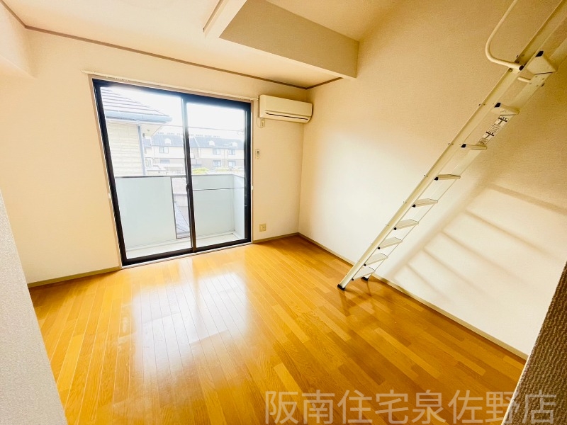 ＪＲ阪和線 日根野駅 徒歩8分 2階建 築28年の居間写真