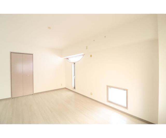 芦屋パティオの居間写真