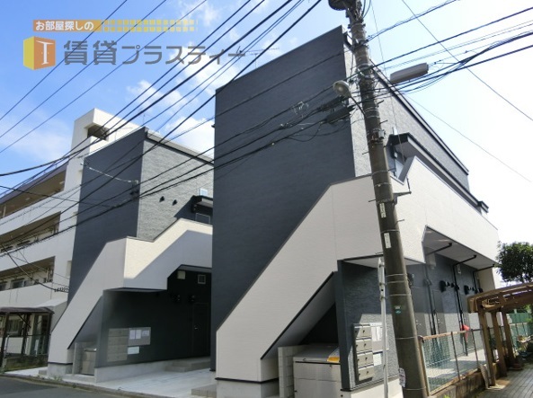 建物外観　初めて見たとき私もドッキドキの妖艶な佇まい。。