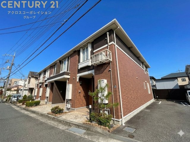 建物外観　敷地内に駐車場があります！