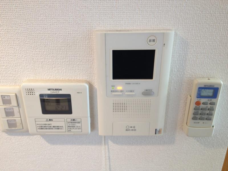 セキュリティ　モニタ付きインターホン