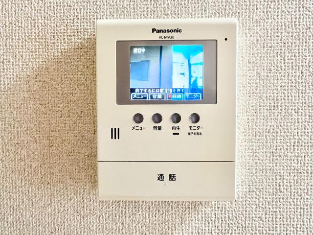 収納　カメラ付インターホン
