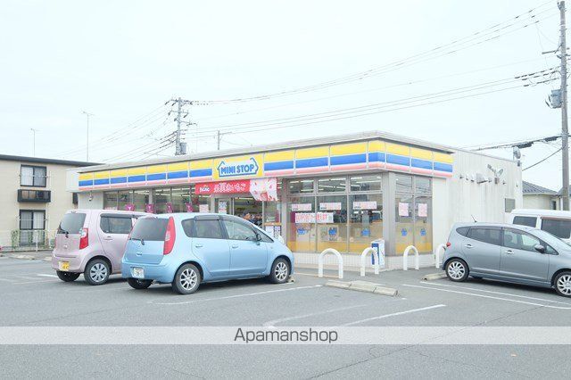 コンビニ　ミニストップ日高高校前店（コンビニ）まで103m