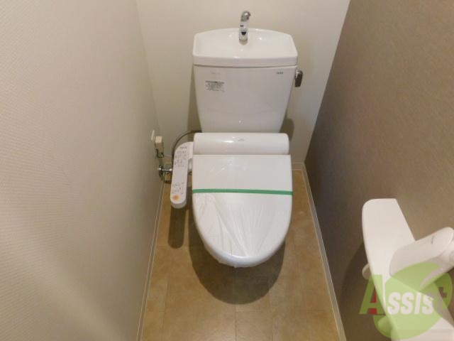 トイレ　ウォシュレットついています。