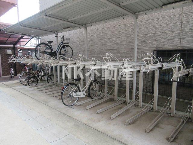 その他　駐輪場です