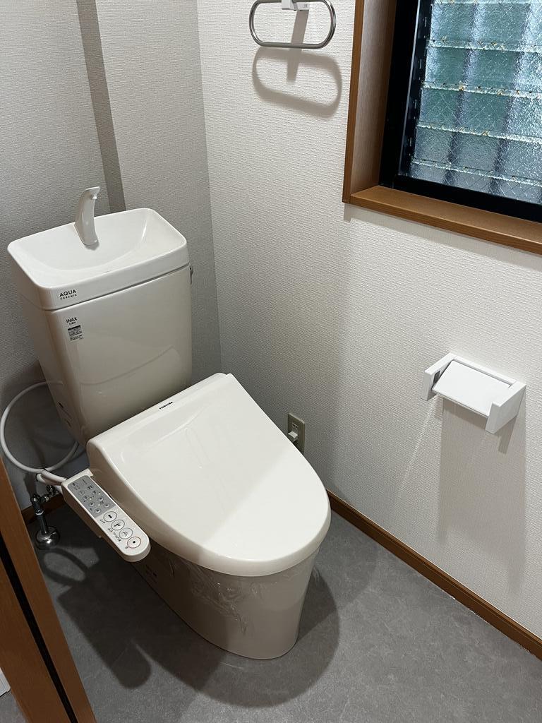 トイレ　入替え済み♪ウォシュレット付き。
