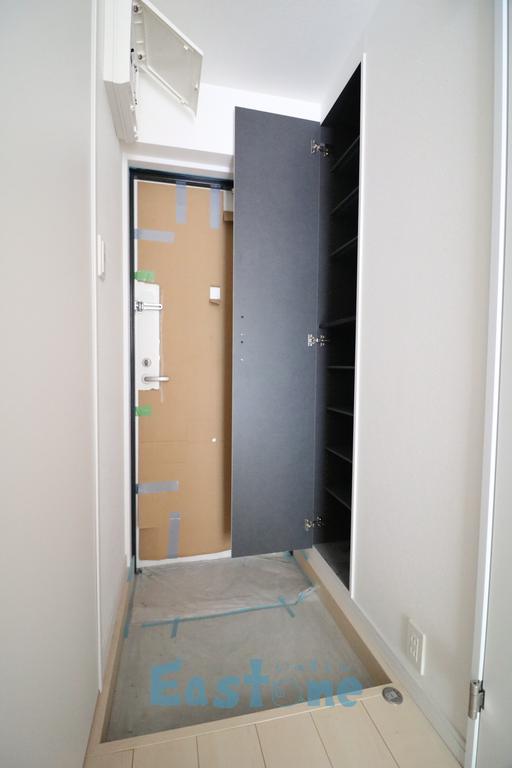 玄関　シューズボックスのある玄関