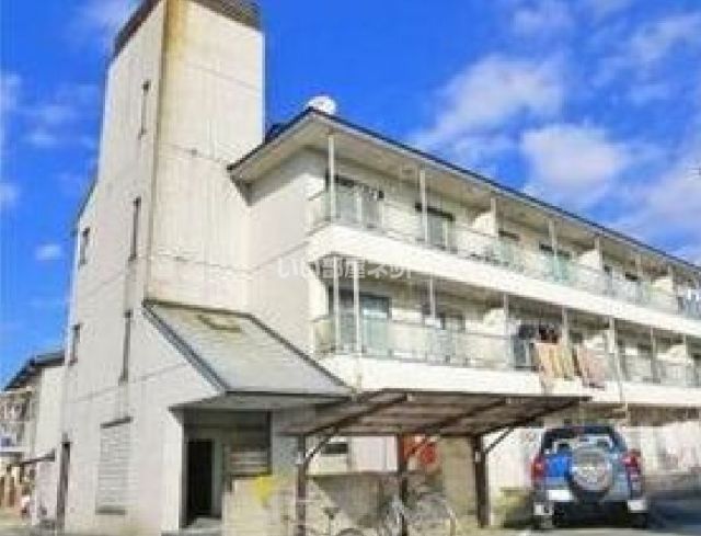 【奈良市北永井町のマンションの建物外観】