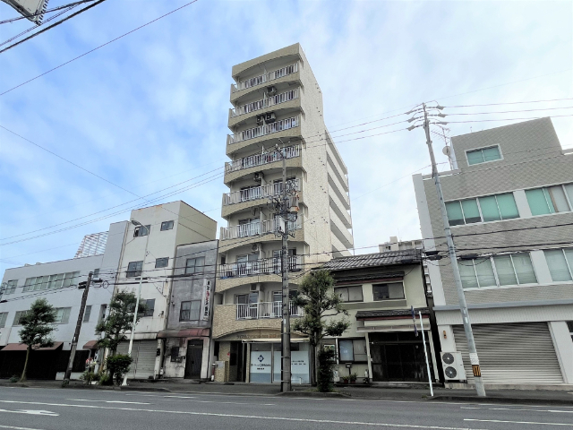 ダイアパレスステーションサイド静岡２号館の建物外観