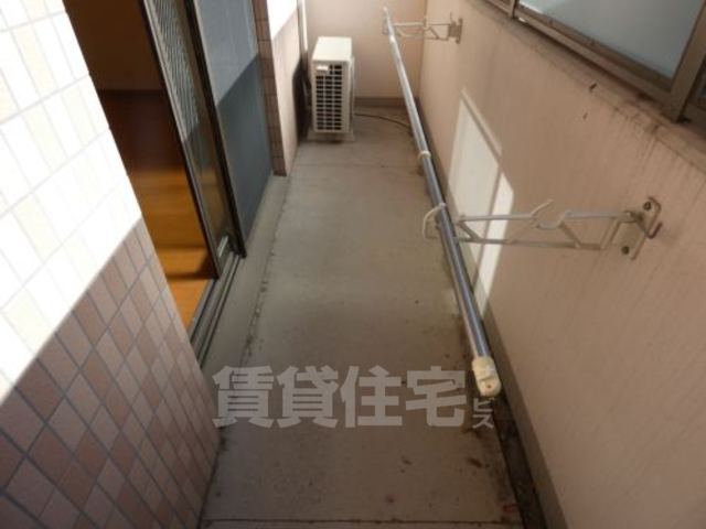 【京都市上京区南伊勢屋町のマンションのバルコニー】