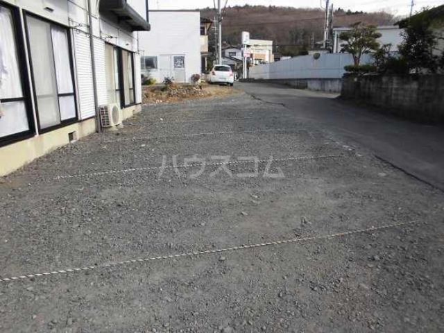 【日立市石名坂町のアパートの駐車場】