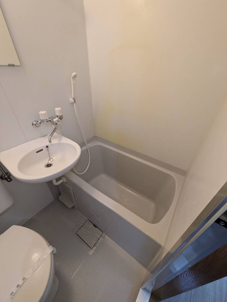 バス・シャワールーム　バス