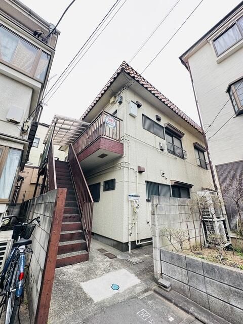 建物外観　閑静な住宅地でゆったりライフスタイルを満喫してください♪
