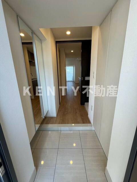 玄関　収納もある玄関です