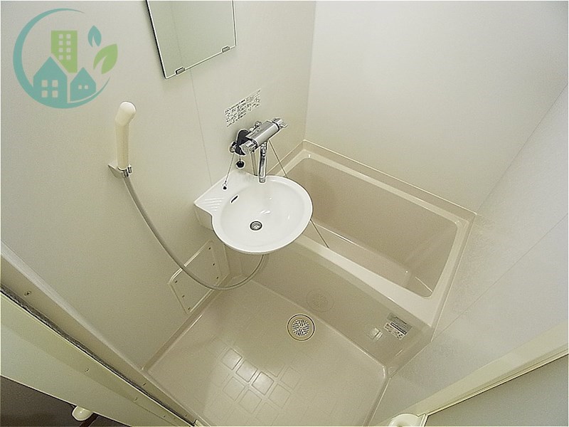 バス・シャワールーム　レオパレス六甲ガーデンズ（家具・家電付、仲介手数料不要）