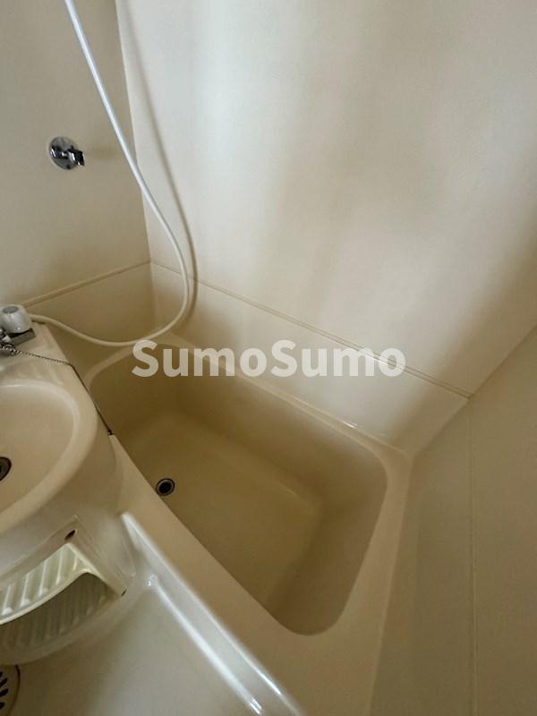 バス・シャワールーム　日々の疲れを癒すお風呂付です