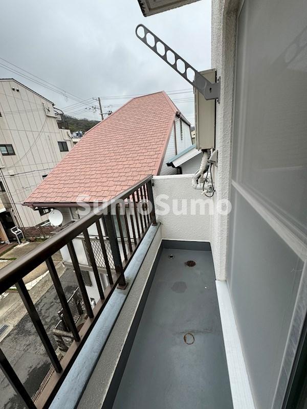 バルコニー　バルコニーからの眺めを楽しみながら食事をしませんか