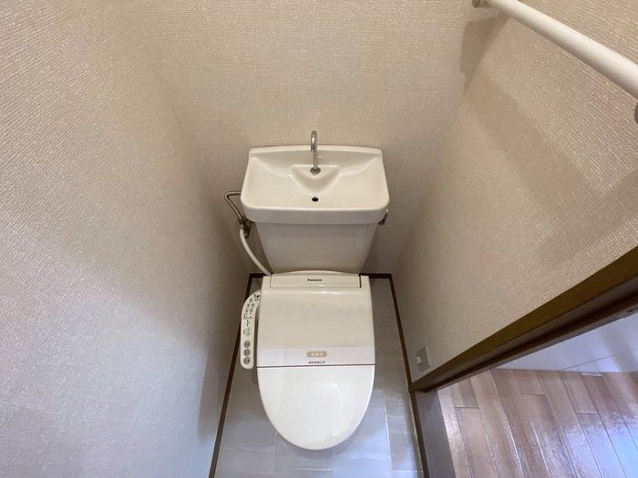 トイレ　トイレ