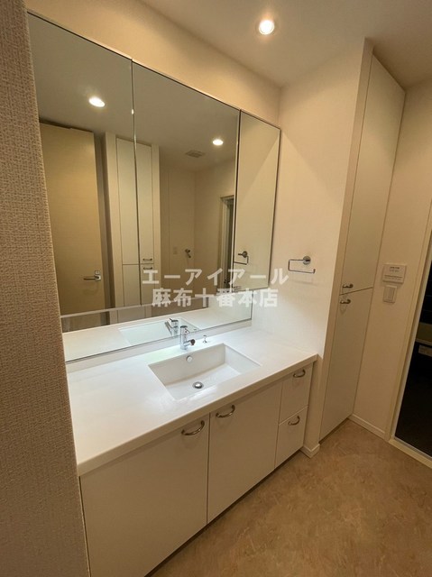 洗面設備　参考写真