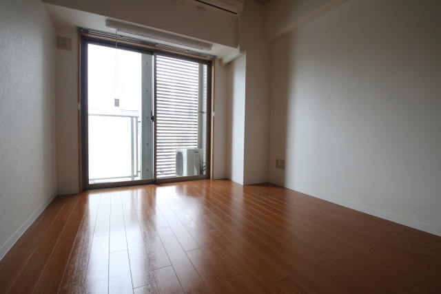 居室・リビング　※別室の参考写真の為、現況優先です。