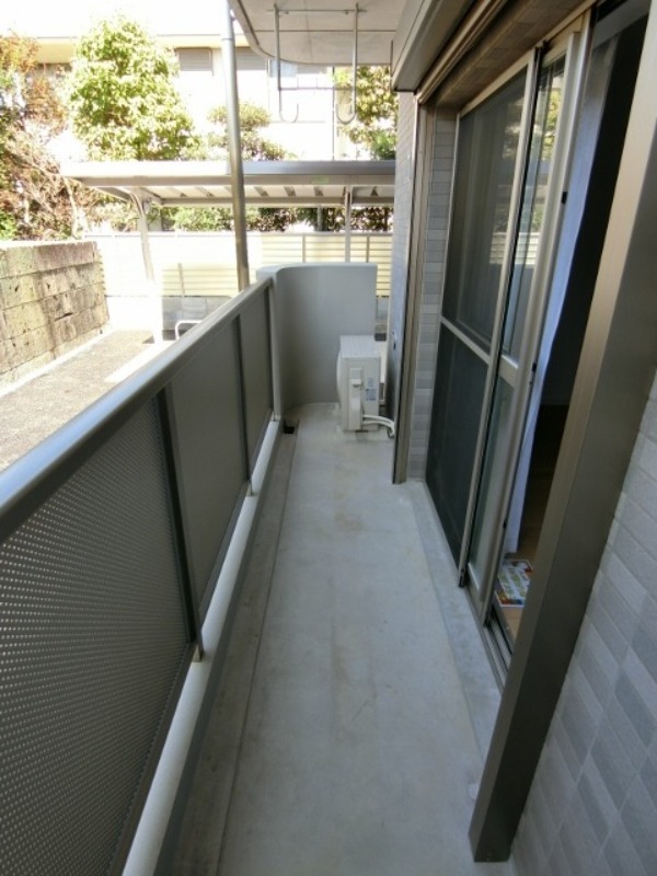 バルコニー　図面と現状に相違がある場合には現状を優先