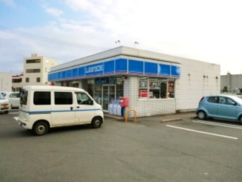 コンビニ　ローソン 三国山王店（コンビニ）まで550m