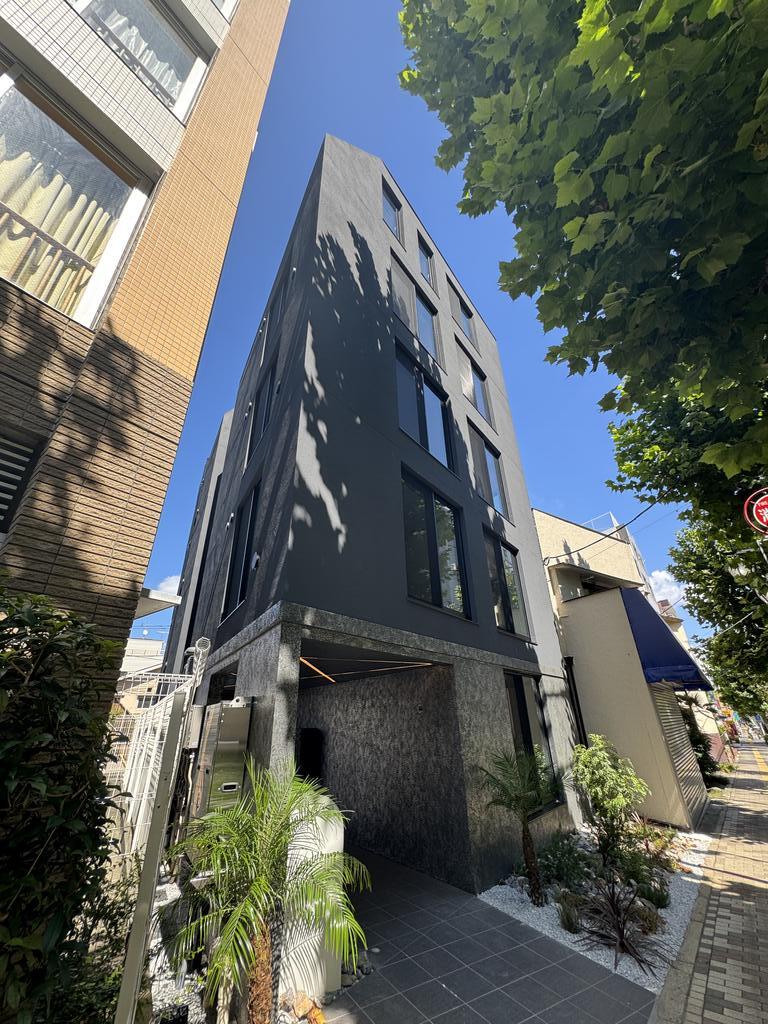 建物外観　同シリーズの別物件の写真です。