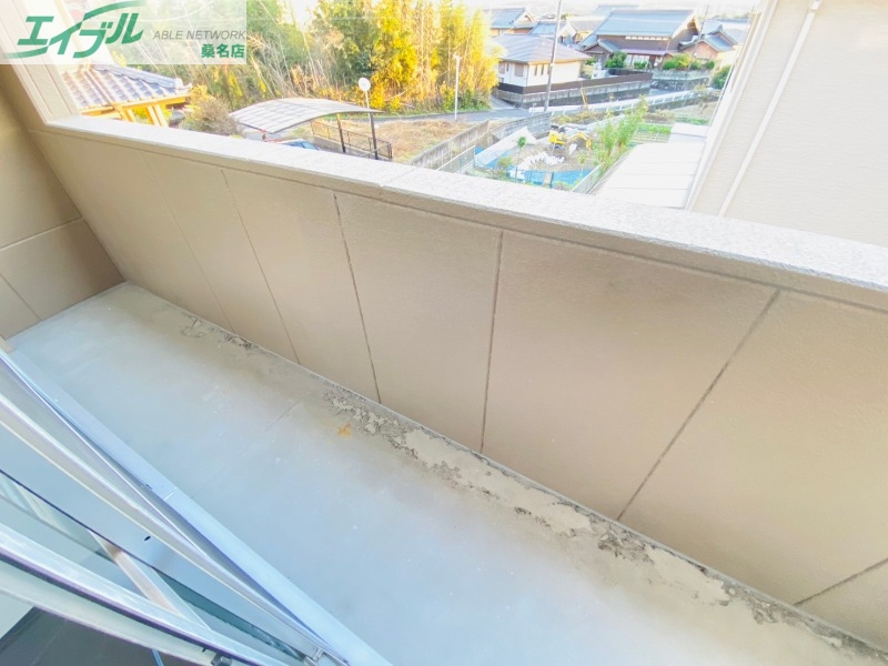 バルコニー　同物件別室反転タイプ画像