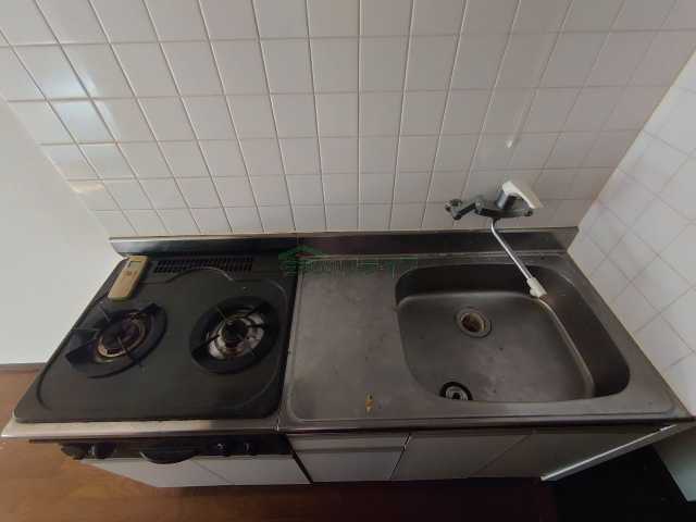 キッチン　※参考写真です。同じ間取りの別部屋になります。