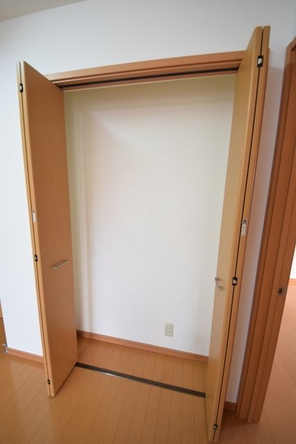 収納　★しっかりした収納です★