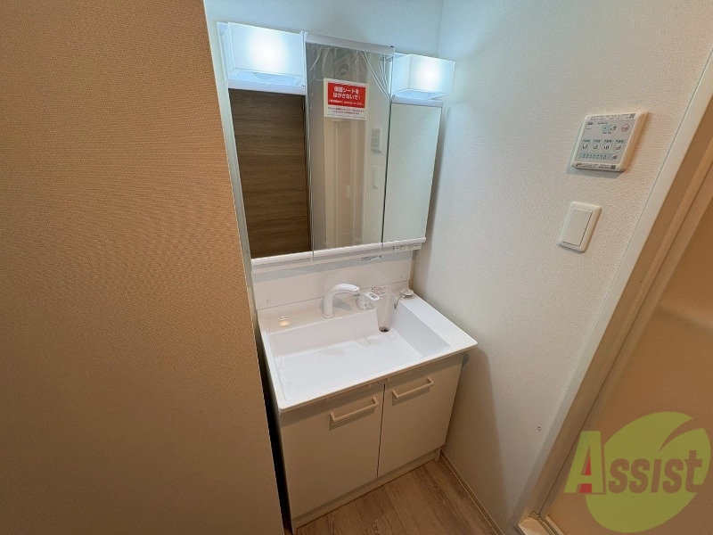 洗面設備　シャンプードレッサーで身支度もラクラクです！