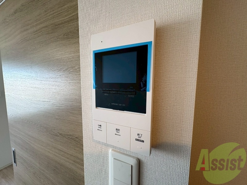 セキュリティ　モニタ付インターホンでセキュリティ面も安心です。