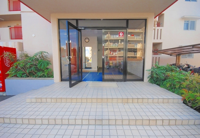 エントランス　エントランス