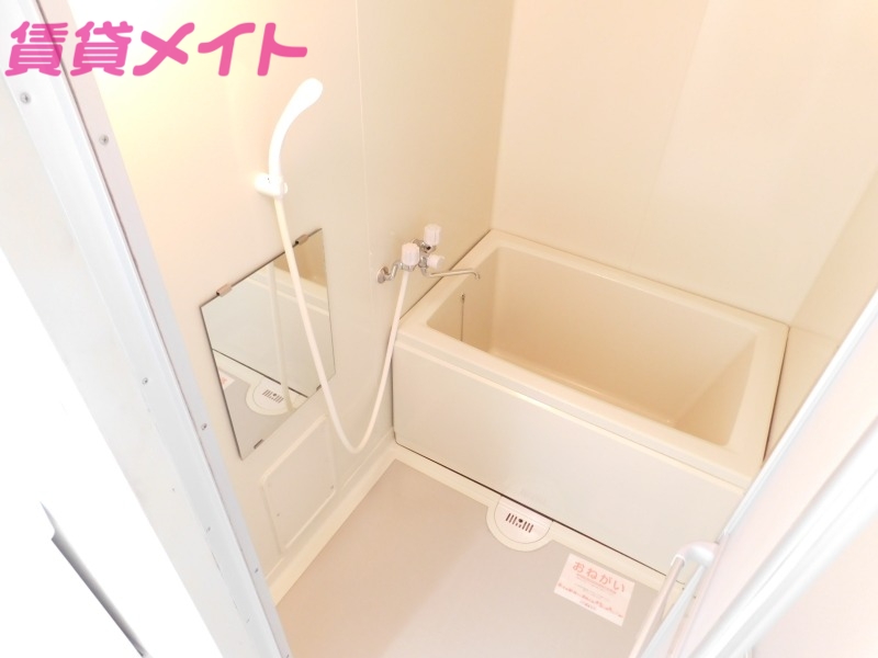 バス・シャワールーム　同タイプ部屋写真です。