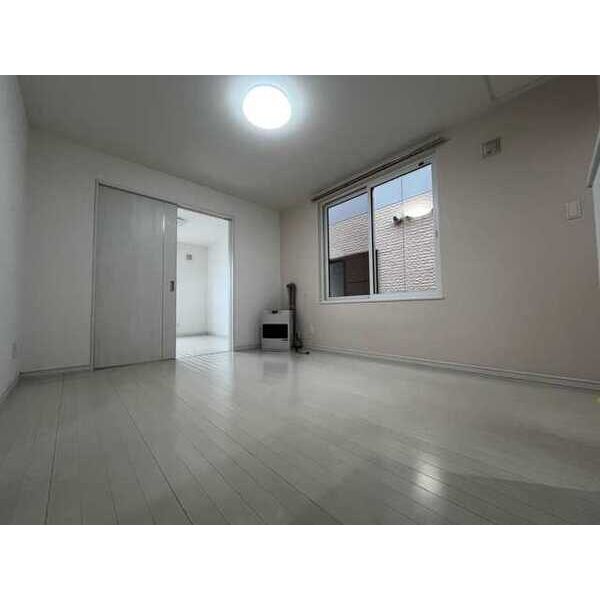 居室・リビング　☆10.5帖の広々としたリビングです！