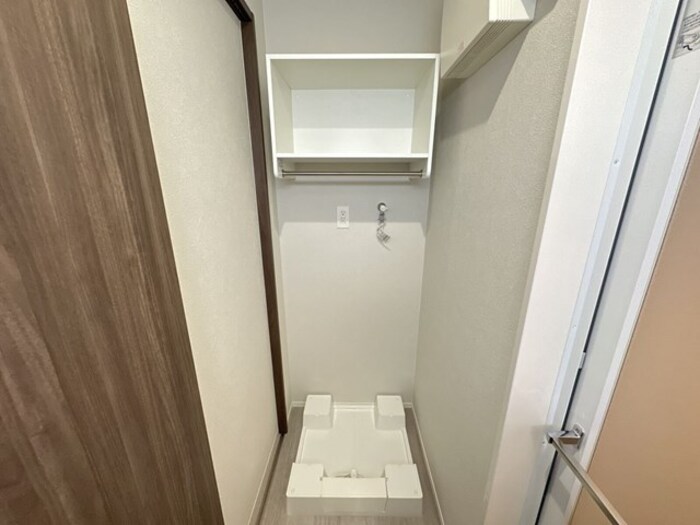 玄関　洗濯機置き場