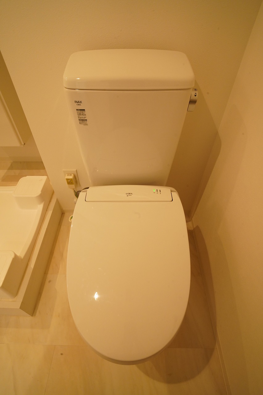 トイレ　トイレ